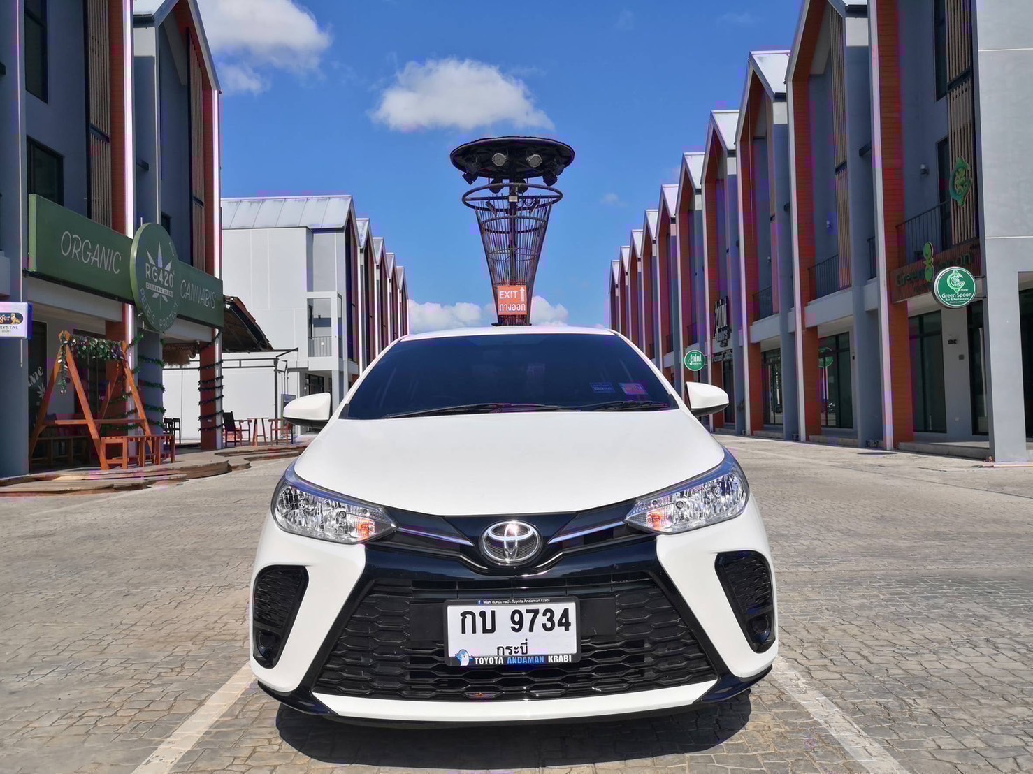 Toyota Yaris 2